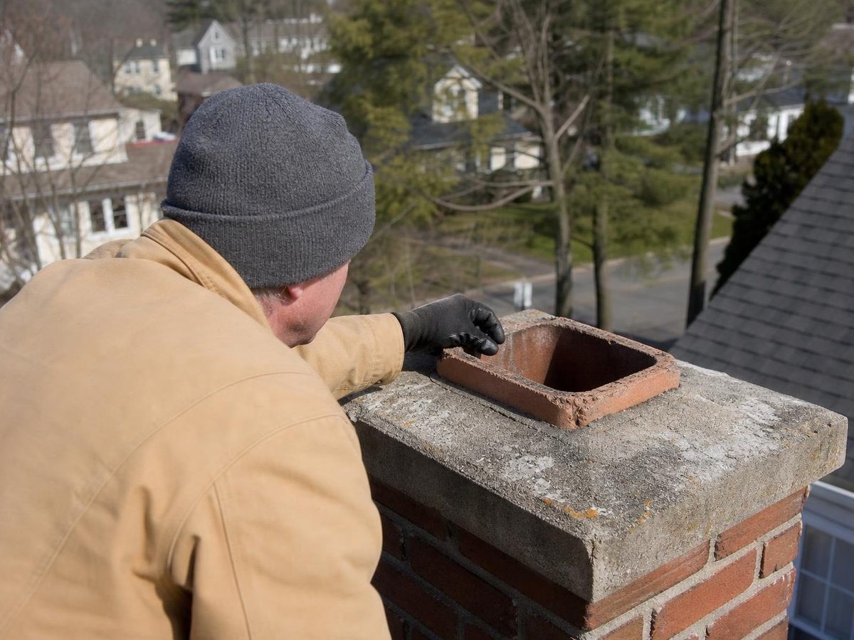 Booth Chimney Repair work in Pasadena